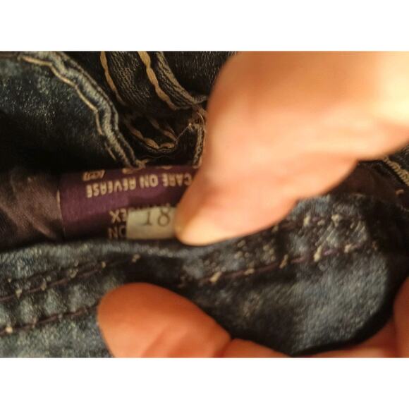 Miss Vigoss Womens Jeans Size 18 Mid Rise Bootcut Med Wash Double Button READ - Picture 10 of 12